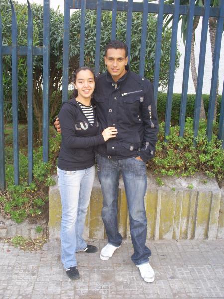 me avec mjinina fofi khti walah hta khti 3ziza bjahd